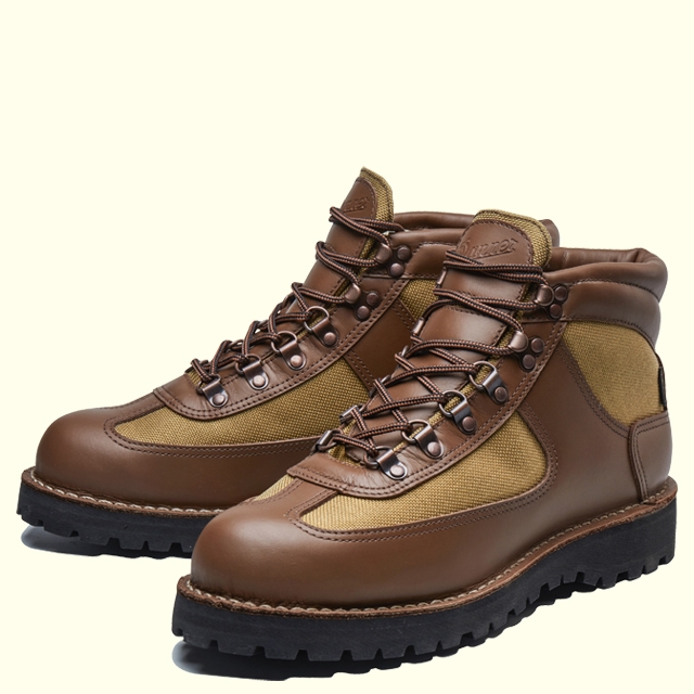 Danner】 30125 FeatherLight(6H(24.5cm) BROWN/KHAKI): Danner