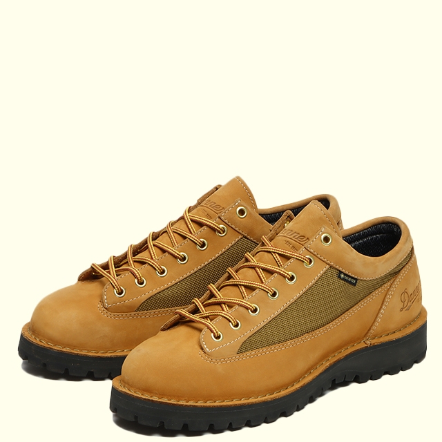 Danner D121008 DANNER FIELD LOW(6H(24.5cm) N.WHEAT/BEIGE): GOOD