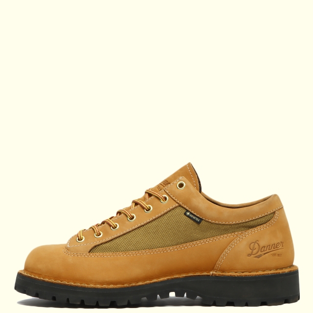 Danner D121008 DANNER FIELD LOW(6H(24.5cm) N.WHEAT/BEIGE): GOOD