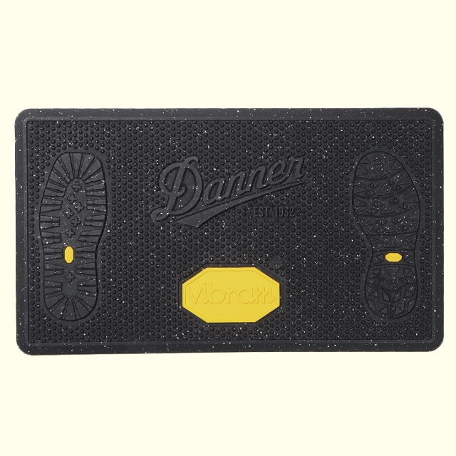 yDannerzDANNER FLOOR MAT