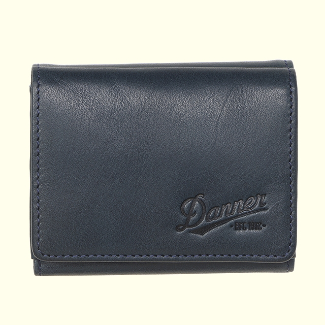 �yDANNER�zLEATHER TRIFOLD WALLET